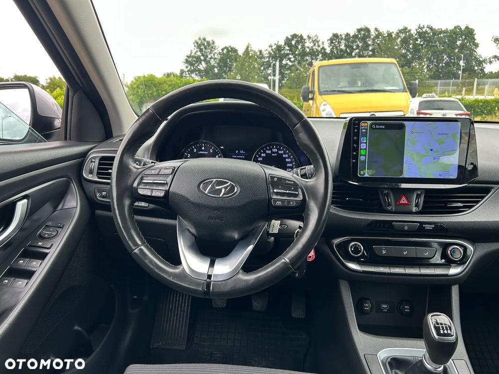 Hyundai i30 1.5 DPI Modern - 15