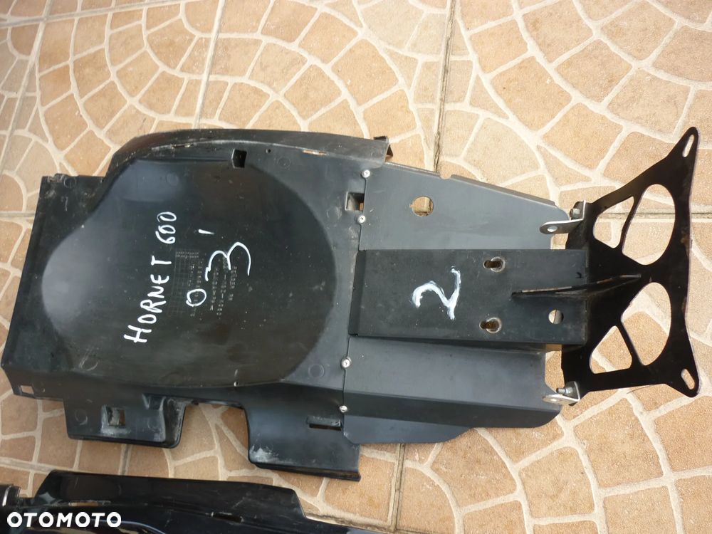 Nadkole wypełnienie Honda Hornet 600 2003-2006 - 11