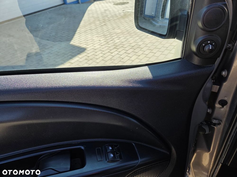 Opel Combo 1.6 CDTI Enjoy - 10