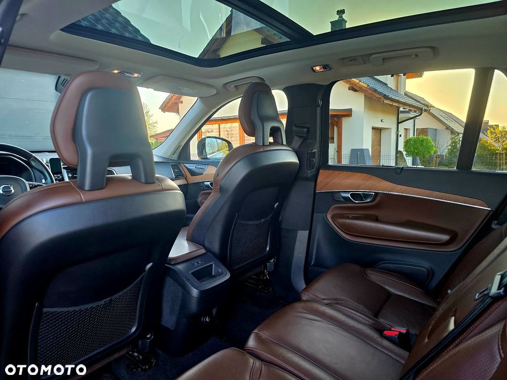 Volvo XC 90 B5 D AWD Inscription 7os - 32