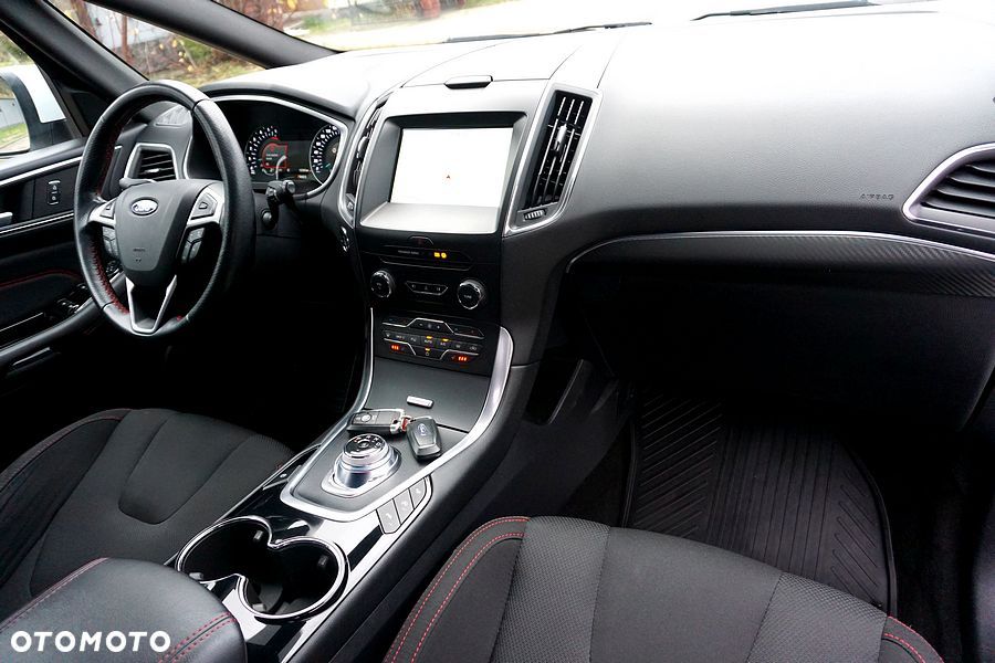 Ford S-Max 2.0 EcoBlue ST-Line - 26