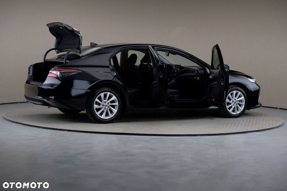 Toyota Camry 2.5 Hybrid Comfort CVT - 6