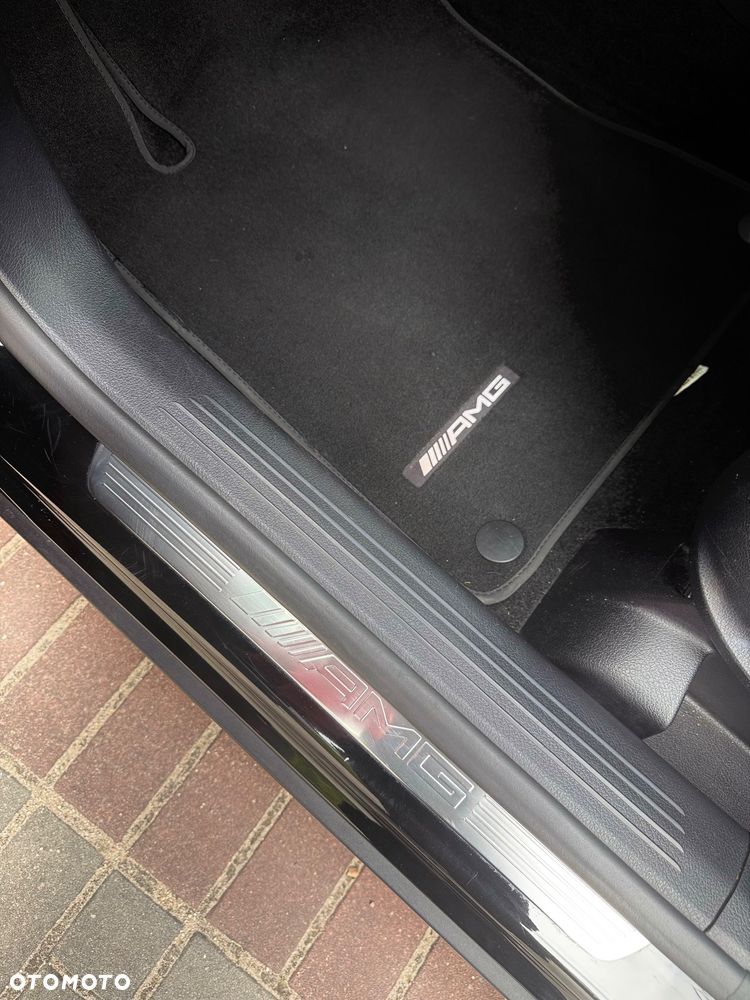 Mercedes-Benz GLB AMG 35 4Matic AMG Speedshift DCT 8G - 10