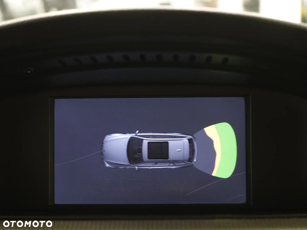 BMW Seria 3 318i Edition Sport - 34