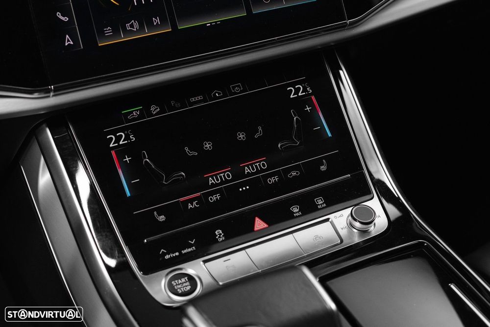 Audi Q7 55 TFSIe quattro S line Tiptronic - 33