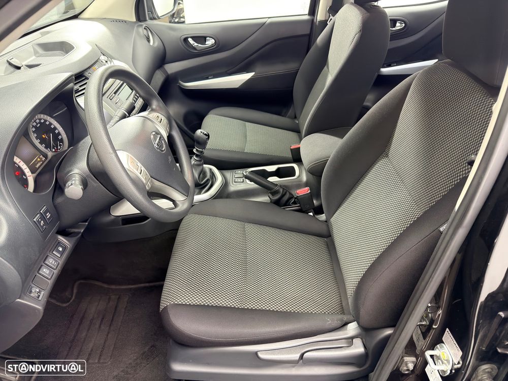 Nissan Navara 2.3 dCi CD 4WD Tekna - 14