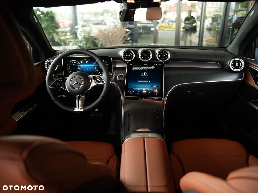 Mercedes-Benz GLC - 17
