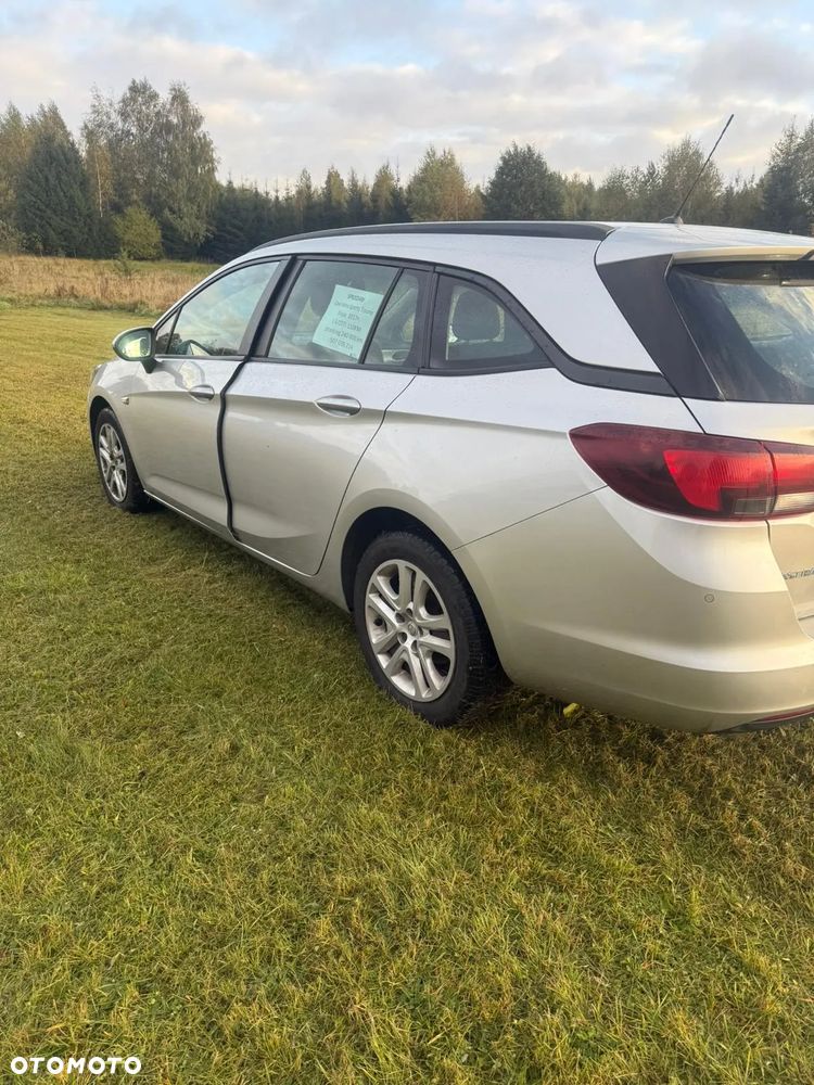 Opel Astra V 1.6 CDTI Enjoy - 2