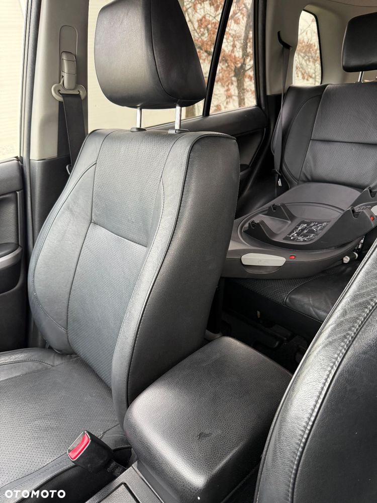 Suzuki Grand Vitara 2.0 De luxe - 22