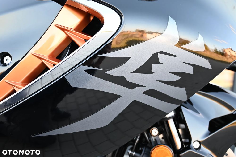 Suzuki GSX-R - 13