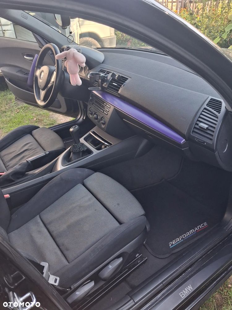 BMW Seria 1 - 21