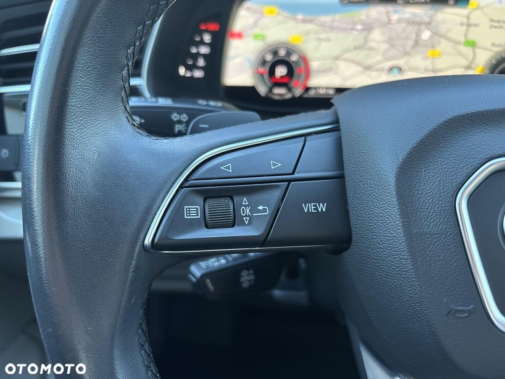 Audi Q7 - 11