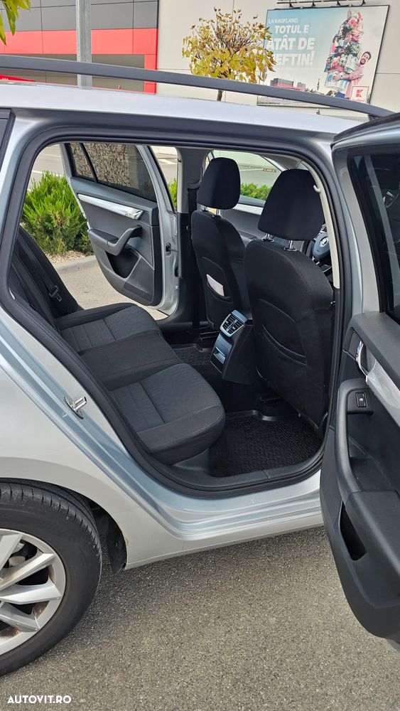 Skoda Octavia 2.0 TDI DSG Style - 13
