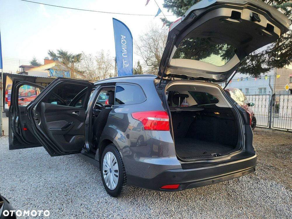 Ford Focus - 12