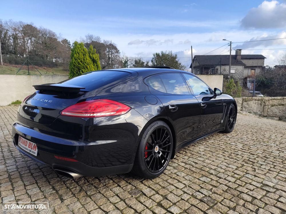 Porsche Panamera - 3