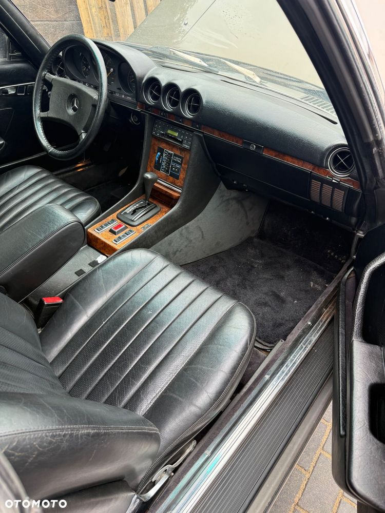 Mercedes-Benz SLC - 25
