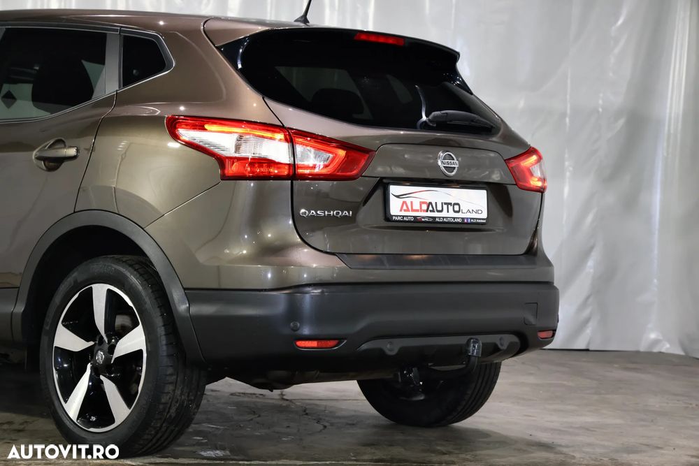 Nissan Qashqai 1.6 DCI Start/Stop N-Connecta - 22
