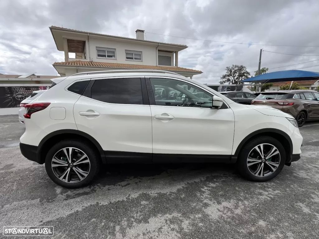 Nissan Qashqai 1.5 dCi N-Connecta 18 - 4