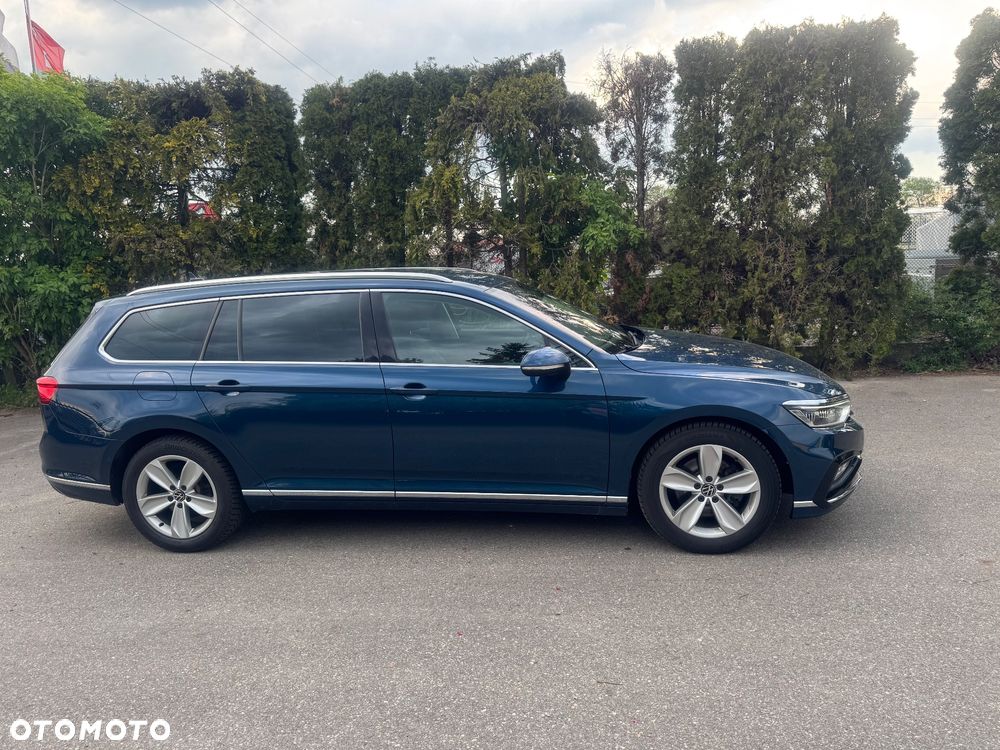 Volkswagen Passat Variant 2.0 TDI EVO Elegance DSG - 3