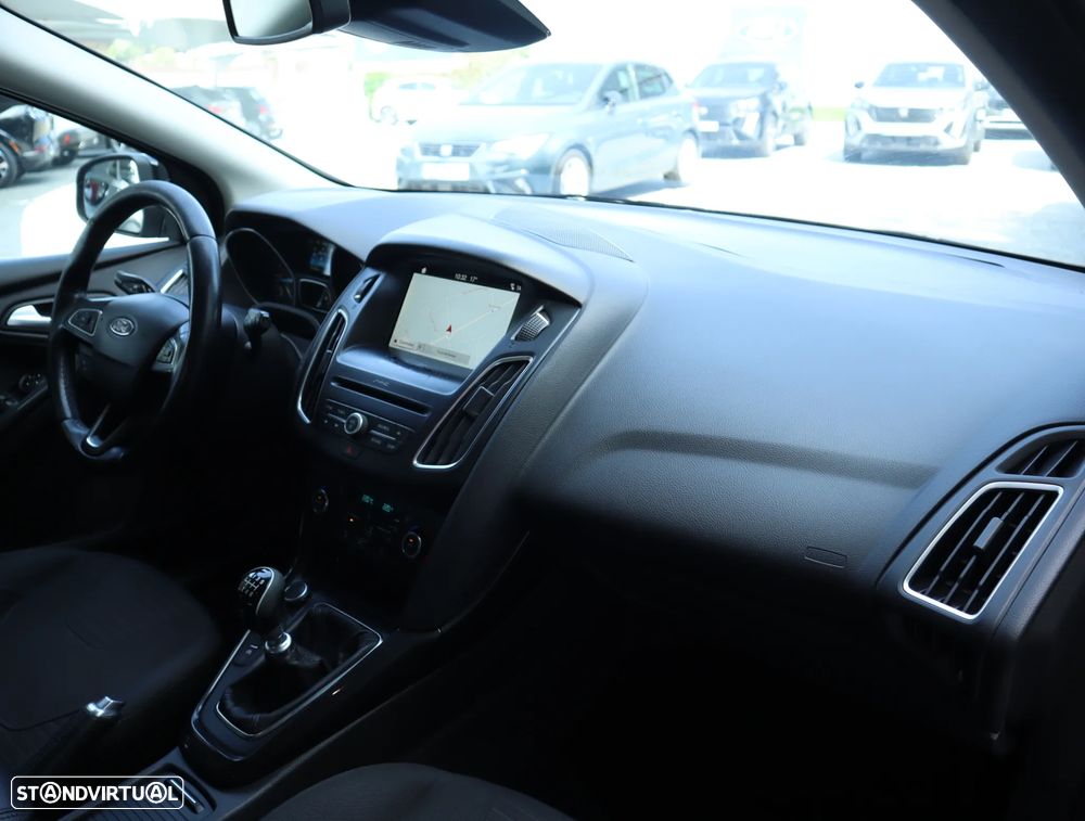 Ford Focus 1.5 TDCi Titanium - 19