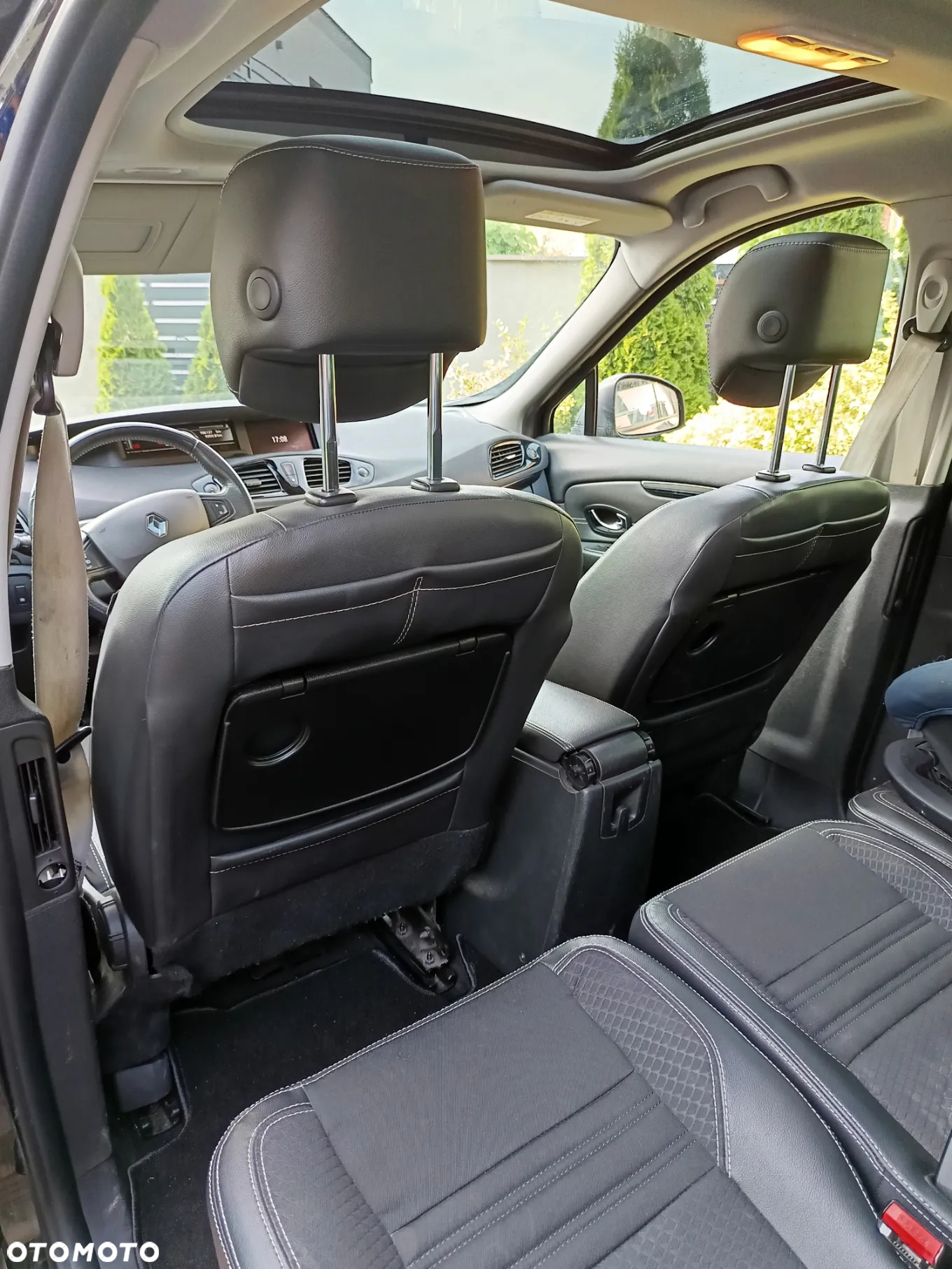 Renault Scenic 1.5 dCi Energy Bose EU6 - 8