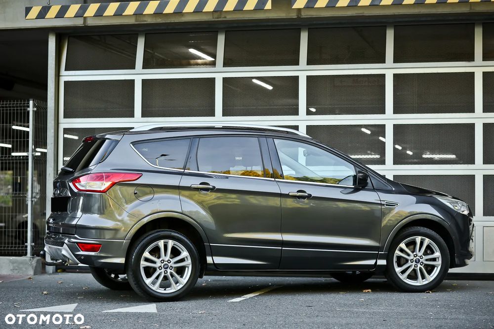 Ford Kuga 2.0 TDCi 4x4 Titanium - 17