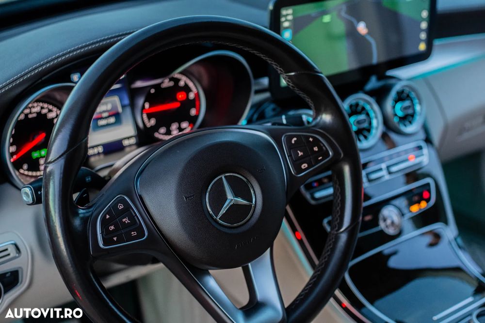 Mercedes-Benz C 220 d 4Matic 9G-TRONIC AMG Line - 31