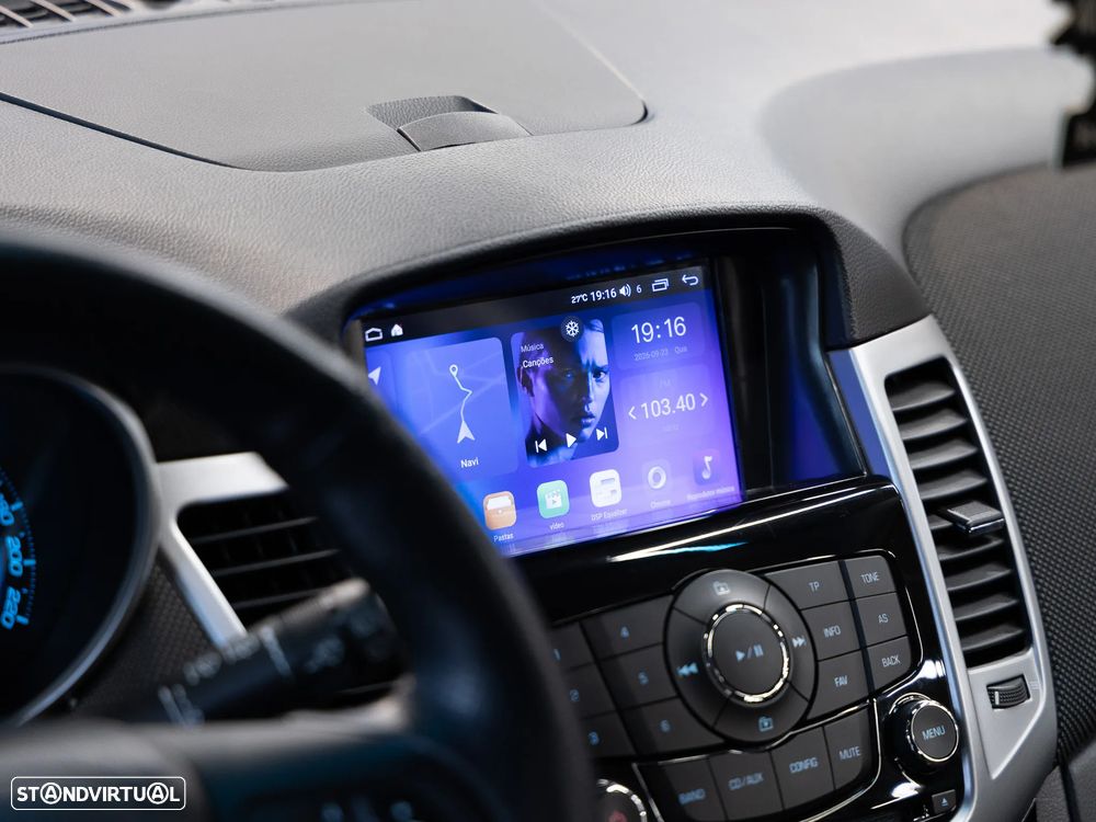 Chevrolet Cruze 1.6 LT - 8