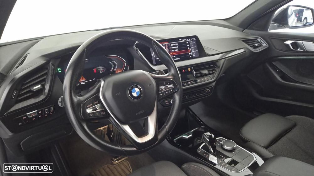 BMW 116 d Auto - 10