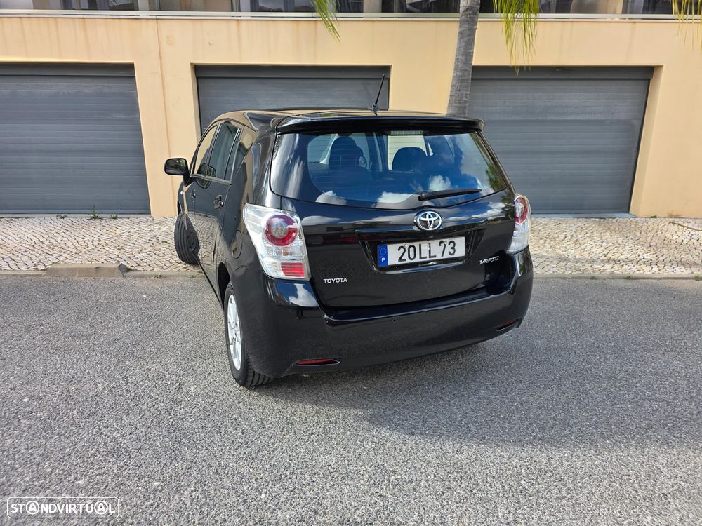 Toyota Verso 2.0 D-4D Comfort - 3