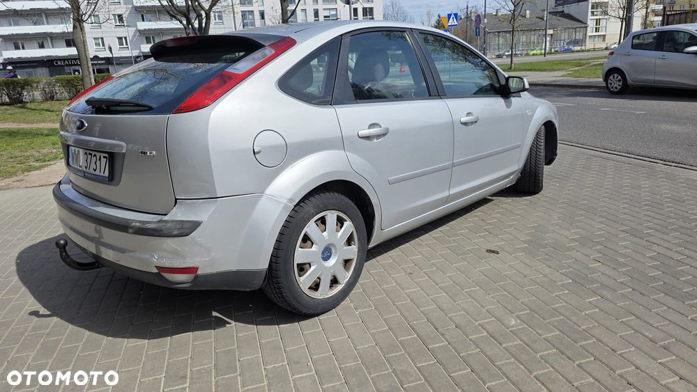 Ford Focus - 30