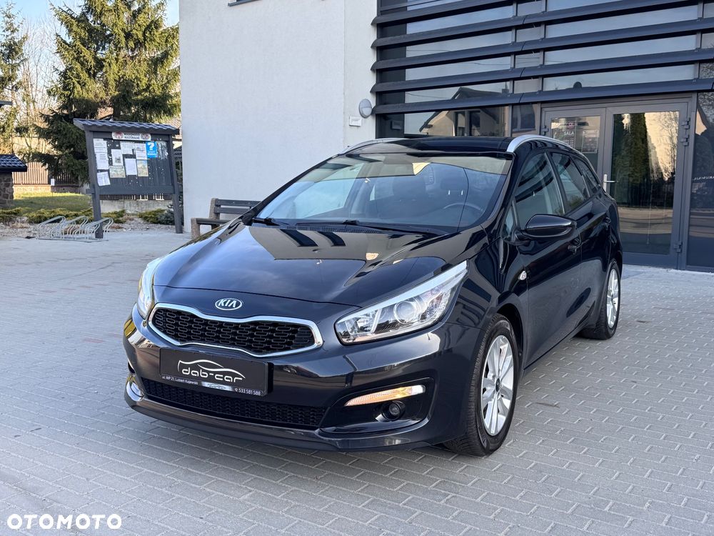 Kia Ceed 1.6 GDI ISG Dream-Team Edition - 3