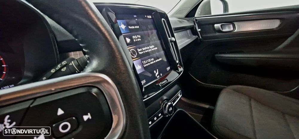 Volvo XC 40 1.5 T2 Momentum Plus Geartronic - 23