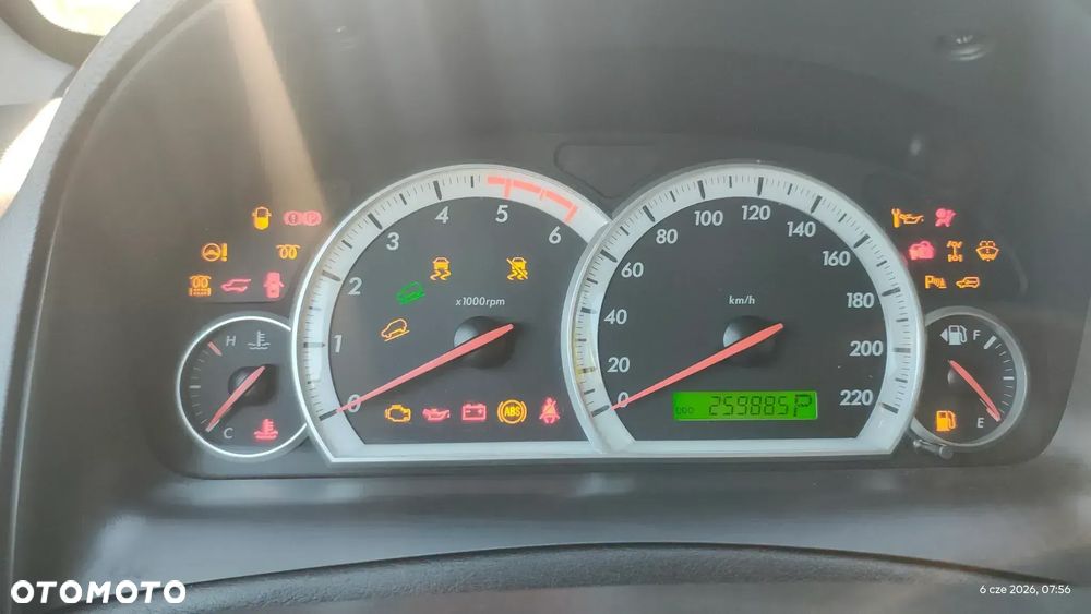 Chevrolet Captiva 2.0 d LT medium - 9