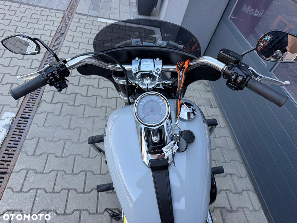 Harley-Davidson Softail Sport Glide - 17