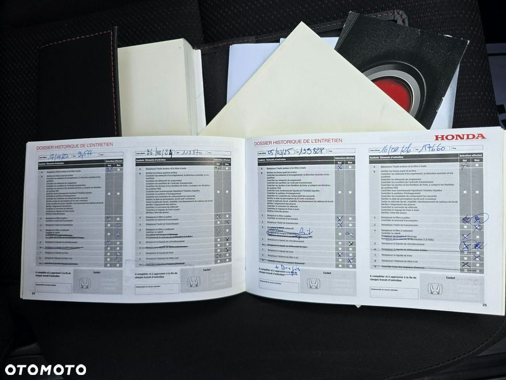 Honda HR-V 1.6 i-DTEC Executive - 16