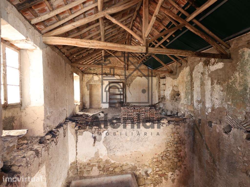 Moradia para Remodelar - Alenquer - Grande imagem: 3/11