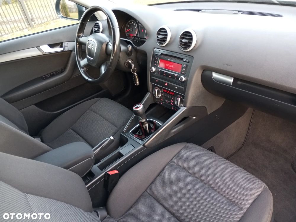 Audi A3 Sportback - 7