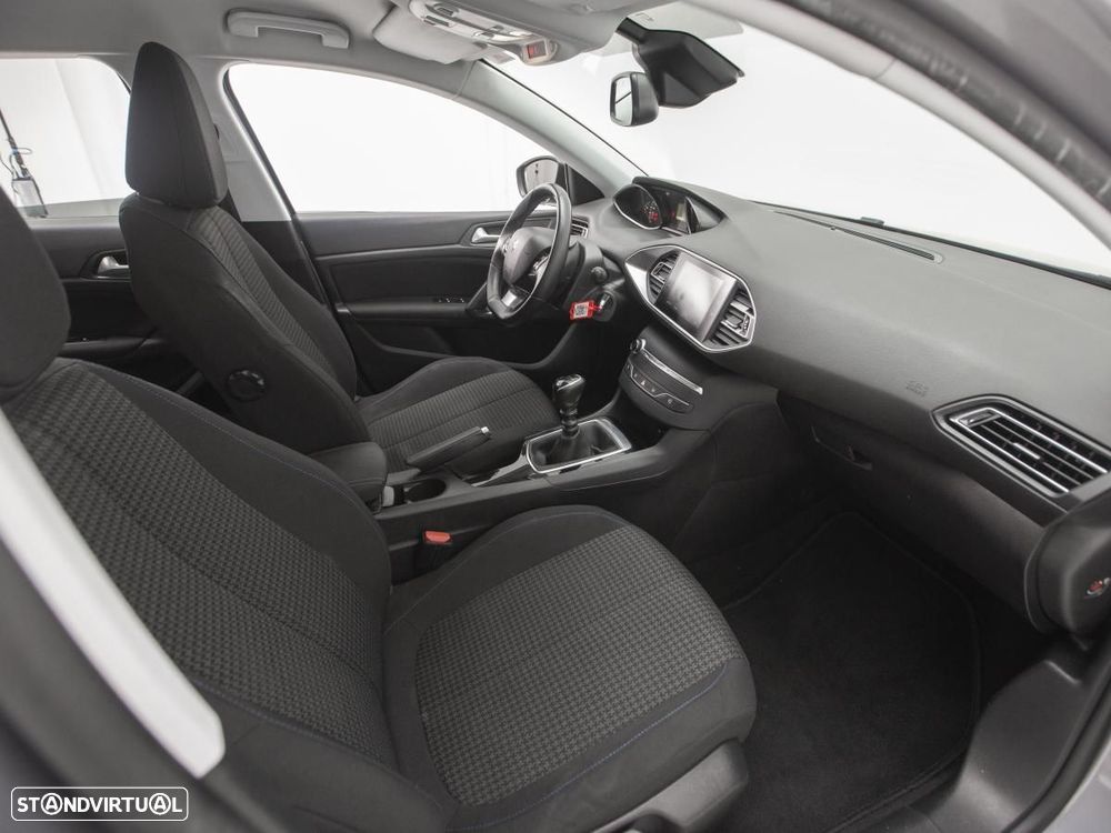 Peugeot 308 SW 1.5 BlueHDi Style - 11