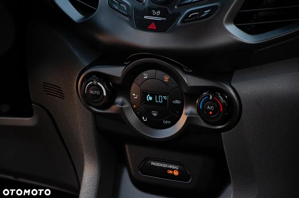 Ford EcoSport 1.0 EcoBoost TITANIUM - 21