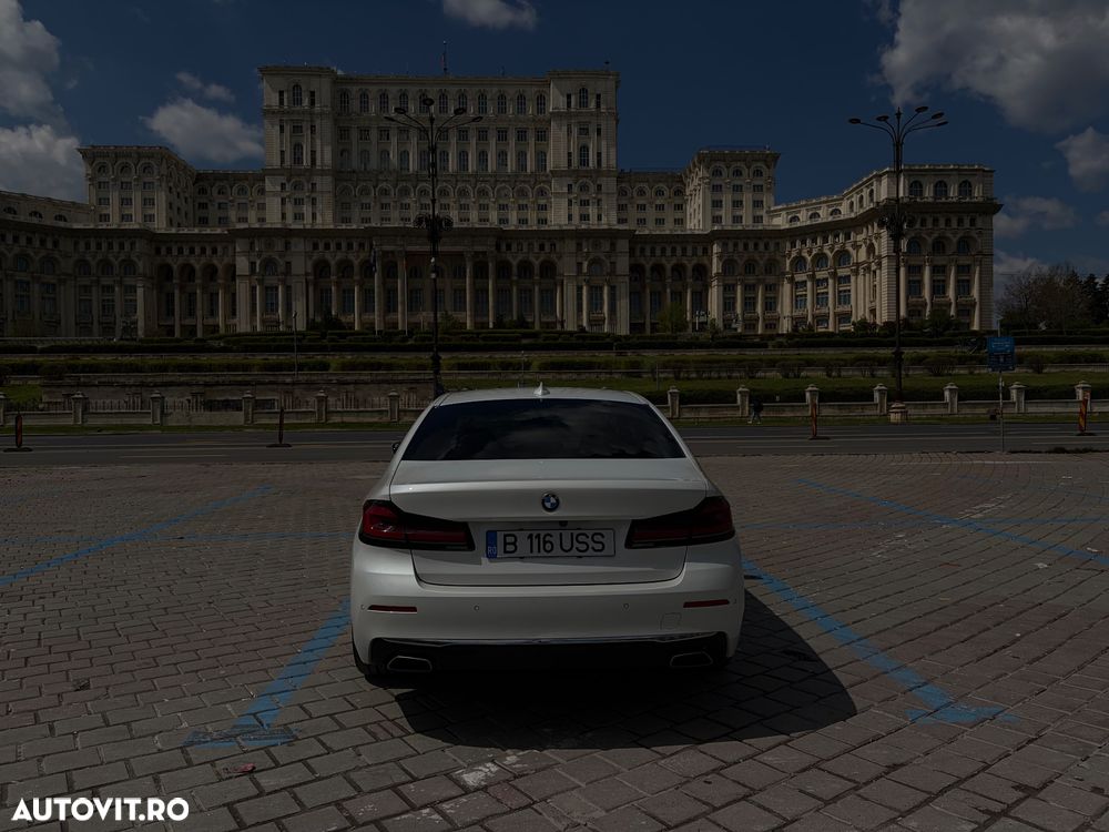 BMW Seria 5 530d xDrive AT MHEV - 20