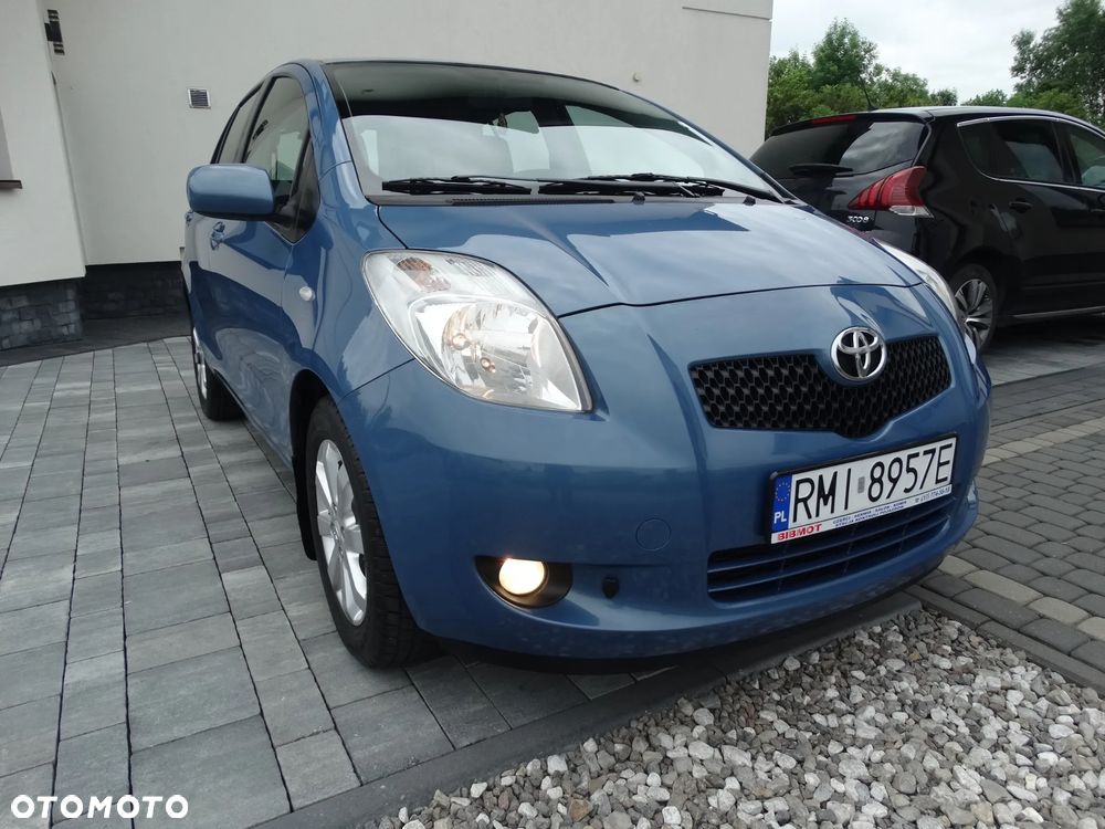 Toyota Yaris 1.3 VVT-i Cool - 3