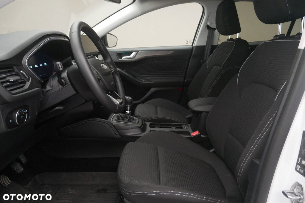 Ford Focus - 12