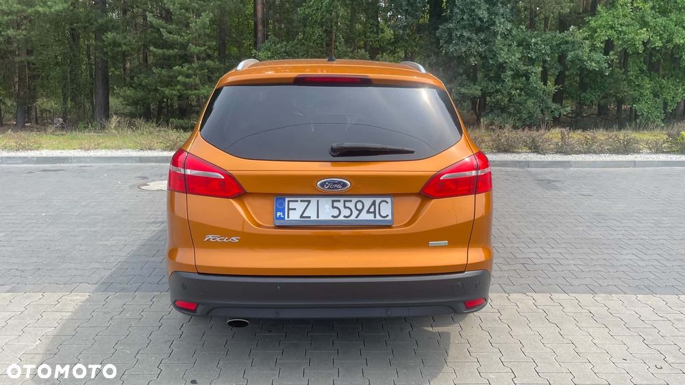 Ford Focus 1.0 EcoBoost Titanium - 4