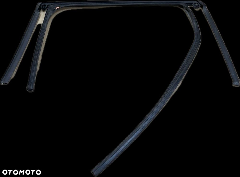 O5 BUICK ENCLAVE II 2017 - USZCZELKA SZYBY DRZWI TYŁ PRAWA CHROM 9394138 - 2