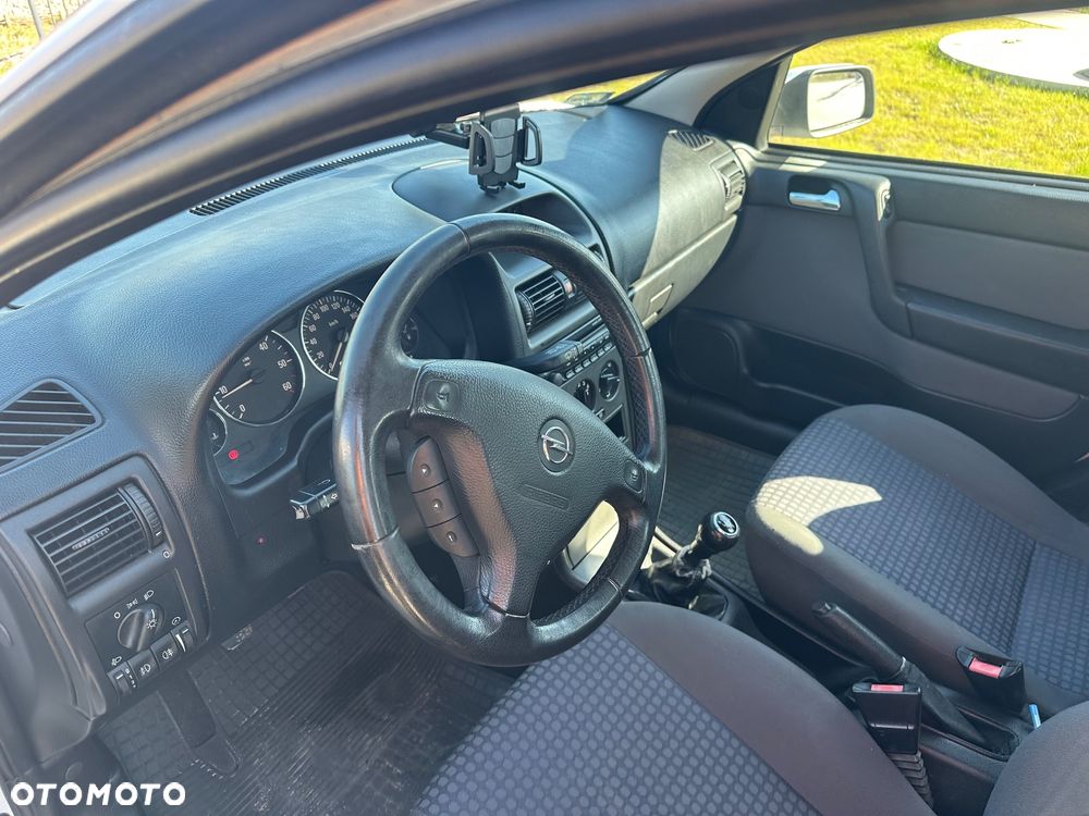 Opel Astra 1.7 DTI - 13