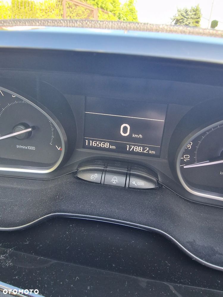 Peugeot 208 1.2 PureTech Allure - 7