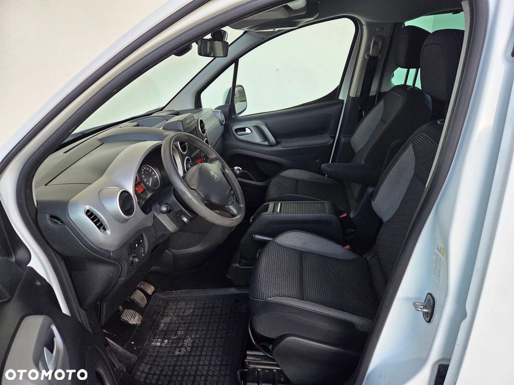 Peugeot Partner - 8