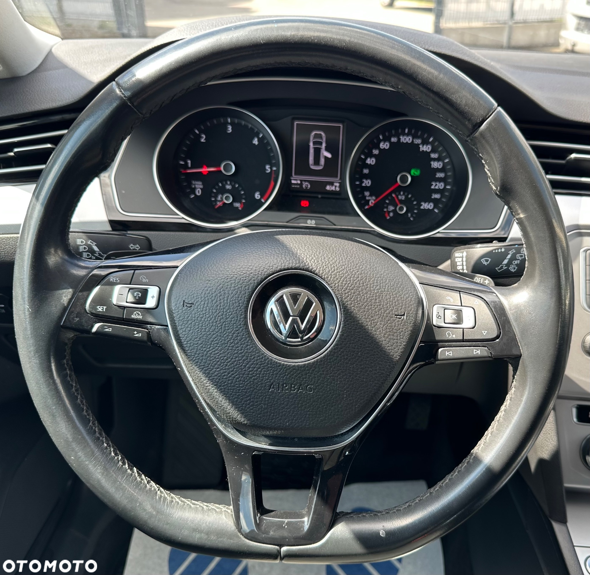 Volkswagen Passat Variant 2.0 TDI SCR DSG Comfortline - 17