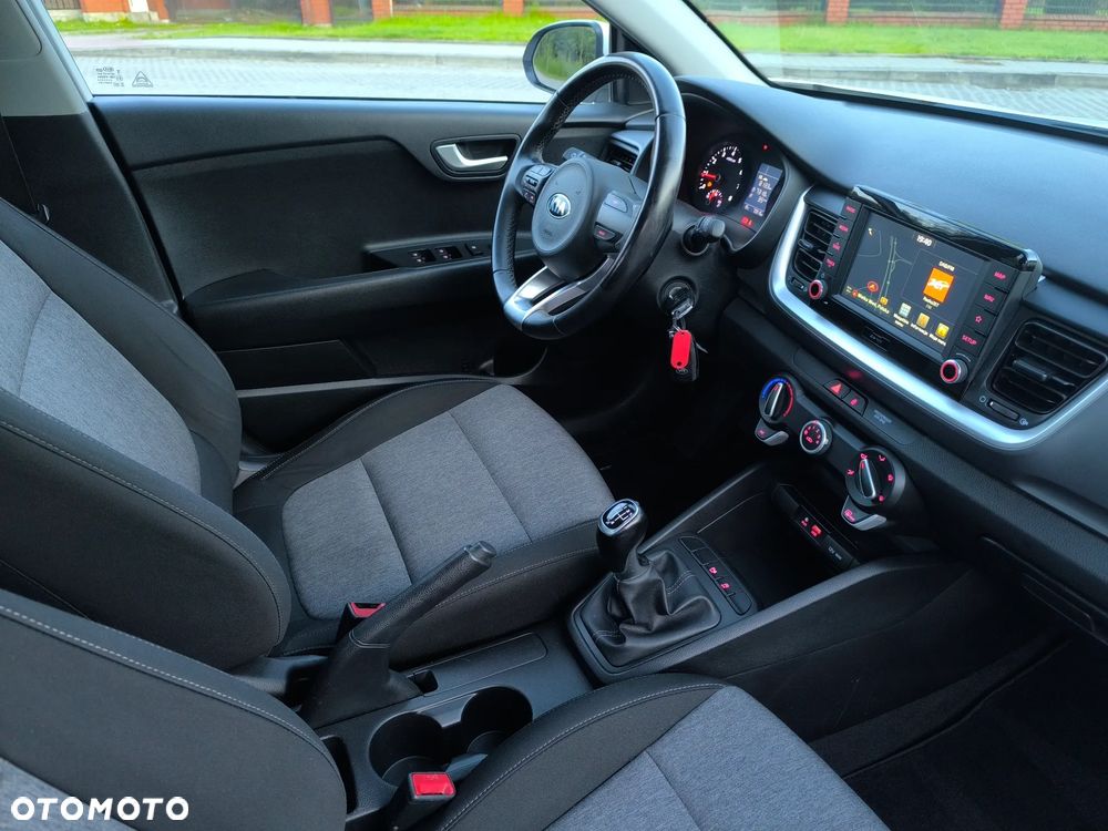 Kia Stonic - 18
